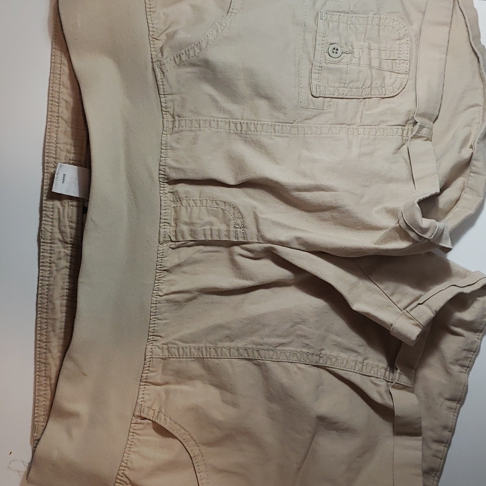 Maternity shorts size L